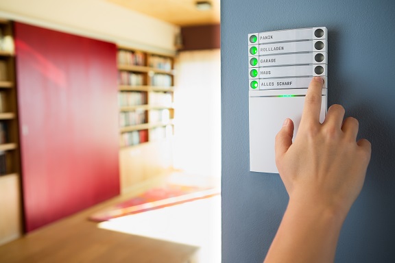 JA-107K Zentrale mit LAN-Kommunikator