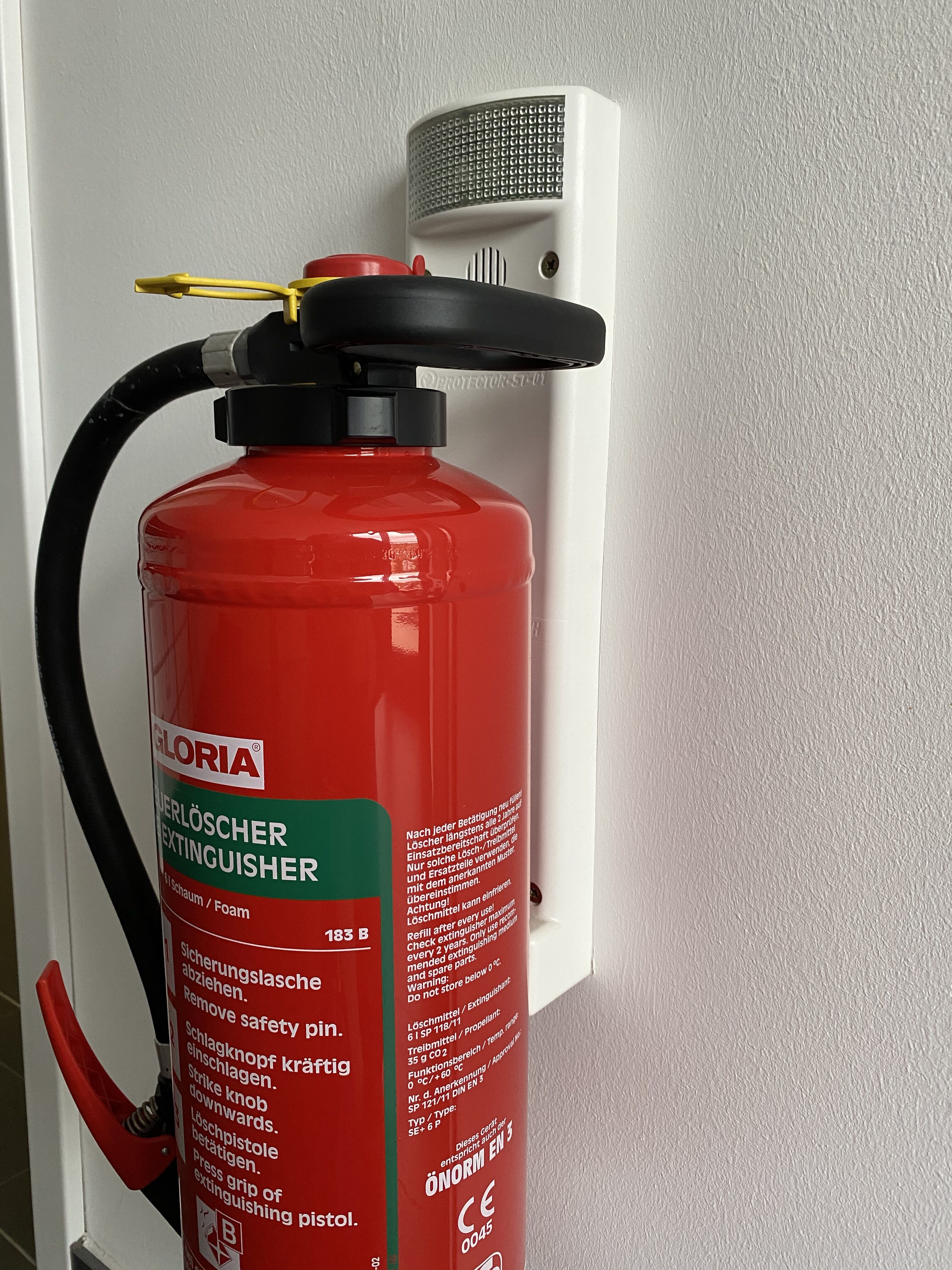 Protector ST-01 Überwachungs- und Alarmierungssystem für Feuerlöscher
